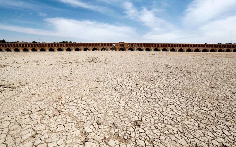 Iran lao đao trong hạn hán