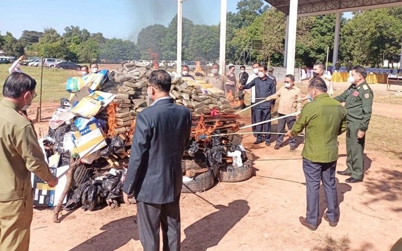 Việt Nam-Lào hợp tác phòng, chống tội phạm buôn bán ma túy trên tuyến biên giới