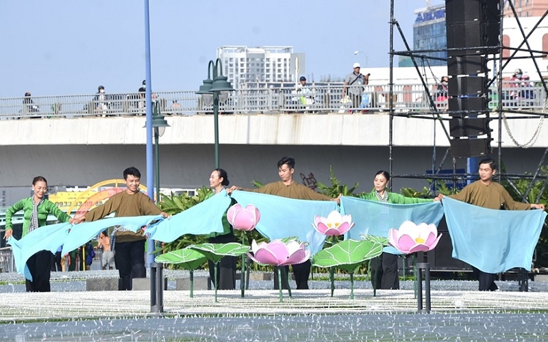 Khai mạc Lễ hội sông nước TP Hồ Chí Minh lần thứ Nhất