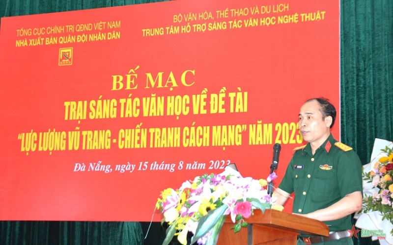 Bế mạc trại sáng tác văn học về đề tài “Lực lượng vũ trang-Chiến tranh cách mạng” năm 2023