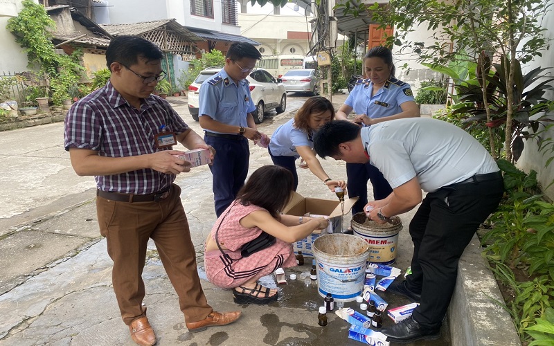 Yên Bái: Tăng cường kiểm tra nhóm hàng dược phẩm, mỹ phẩm, thực phẩm chức năng, dược liệu và vị thuốc y học cổ truyền