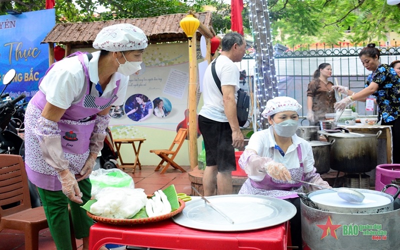 Đến Tiên Yên thưởng thức các loại bánh ngon