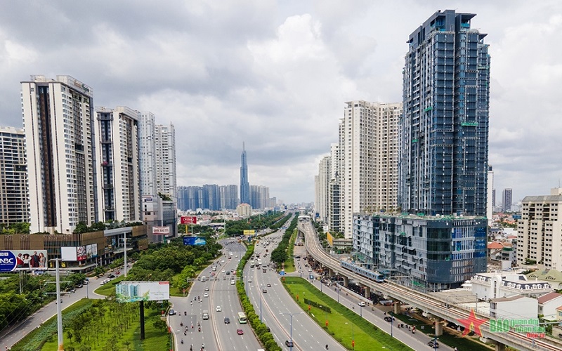 Tuyến metro số 1 vươn hình hài trong lòng đô thị