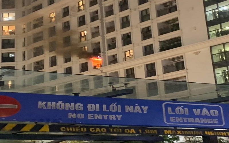 Hà Nội: Lại xảy ra cháy ở một chung cư tại Mễ Trì