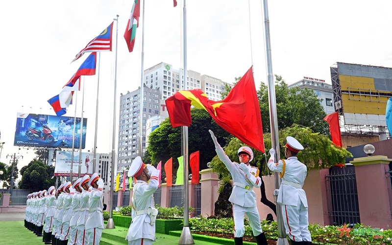 Thượng cờ Giải bóng chuyền nam quân đội các nước ASEAN