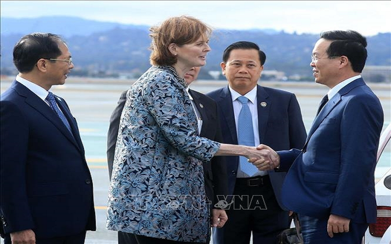 APEC 2023: Chủ tịch nước Võ Văn Thưởng đến San Francisco, bắt đầu chương trình tham dự Tuần lễ Cấp cao APEC 2023