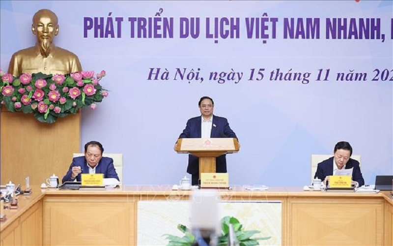 Thủ tướng Phạm Minh Chính: Liên kết chặt chẽ, phối hợp nhịp nhàng, hợp tác toàn diện trong phát triển du lịch