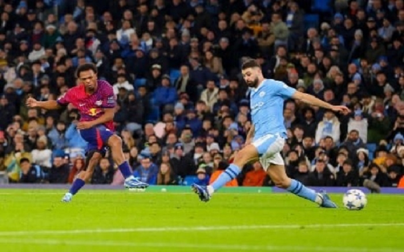 Tin thể thao hôm nay (29-11): Man City ngược dòng ngoạn mục, PSG thoát chia tay sớm Champions League