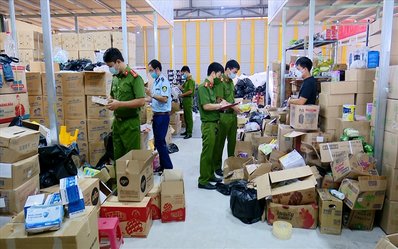 Ban Chỉ đạo 138 Chính phủ đề nghị các bộ, ngành, địa phương phối hợp với lực lượng Công an cao điểm kiểm tra, xử lý vi phạm pháp luật về buôn lậu, gia