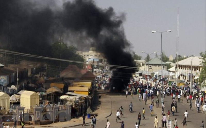 Quân đội Nigeria ném bom nhầm "địa chỉ" khiến ít nhất 30 dân thường thiệt mạng