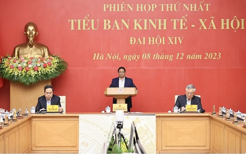 Thủ tướng Phạm Minh Chính chủ trì phiên họp Tiểu ban Kinh tế - Xã hội Đại hội XIV