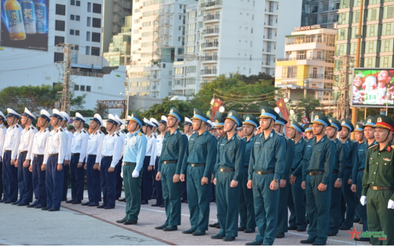 Khánh Hòa: Tổ chức duyệt đội ngũ chào mừng kỷ niệm Ngày thành lập Quân đội nhân dân Việt Nam