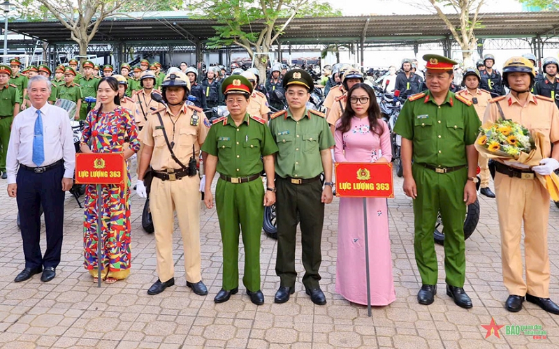 Công an TP Hồ Chí Minh ra quân cao điểm bảo đảm an ninh trật tự Tết Nguyên đán Giáp Thìn 2024