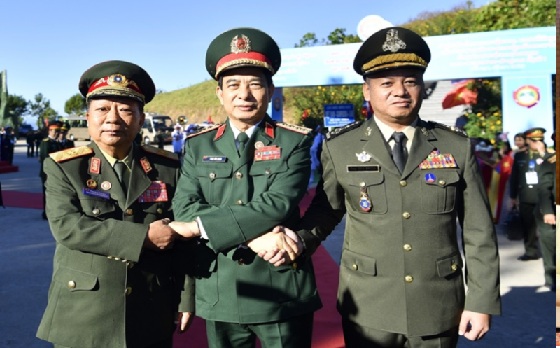 Giao lưu hữu nghị quốc phòng biên giới Việt Nam-Lào-Campuchia lần thứ nhất - Viết tiếp những trang sử mới của tình đoàn kết