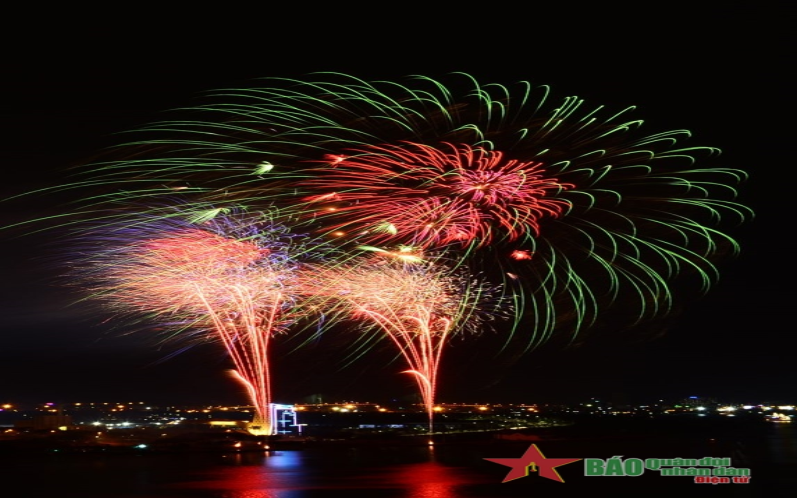 TP Hồ Chí Minh đề xuất tăng điểm bắn pháo hoa trong thời khắc giao thừa Tết Giáp Thìn 2024