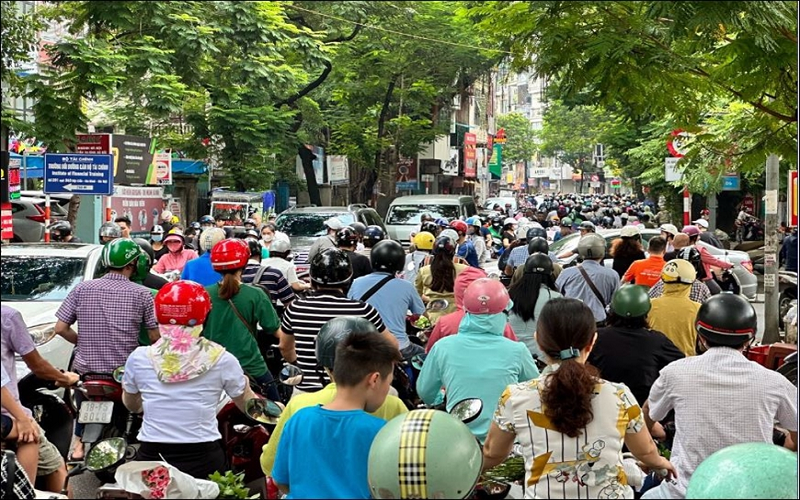 An toàn giao thông: Tổ chức giao thông hợp lý để giảm ùn tắc, ngăn ngừa tai nạn