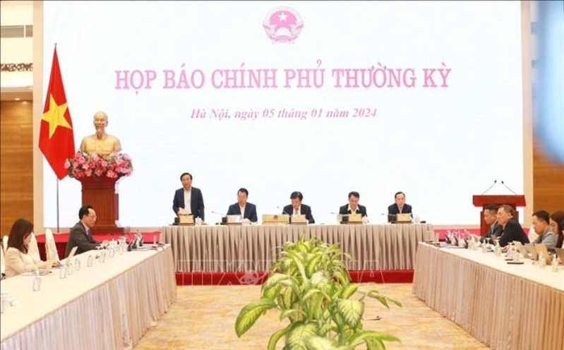 Họp báo Chính phủ: Ưu tiên thúc đẩy các động lực tăng trưởng trong năm 2024