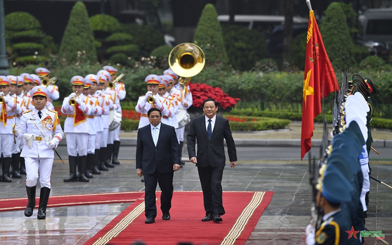 Thủ tướng Chính phủ Phạm Minh Chính chủ trì Lễ đón Thủ tướng Lào thăm chính thức Việt Nam