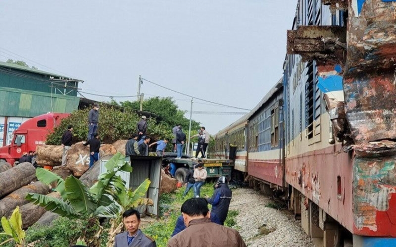 Tai nạn đường sắt xảy ra tại Yên Mô, Ninh Bình