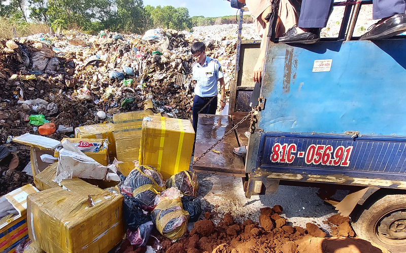 Gia Lai: Tiêu hủy hơn 600 kg thịt không rõ nguồn gốc, xuất xứ