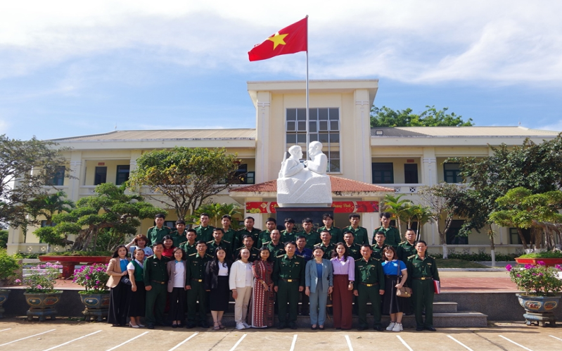 Lãnh đạo Hội Liên hiệp Phụ nữ Việt Nam thăm, chúc Tết Bộ đội Biên phòng tỉnh Đắk Nông