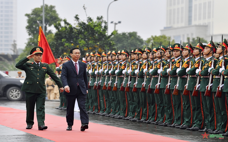 Chủ tịch nước Võ Văn Thưởng thăm và làm việc với Tập đoàn Công nghiệp-Viễn thông Quân đội