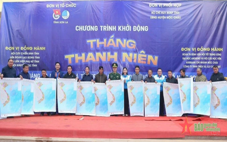 Tháng Ba biên giới