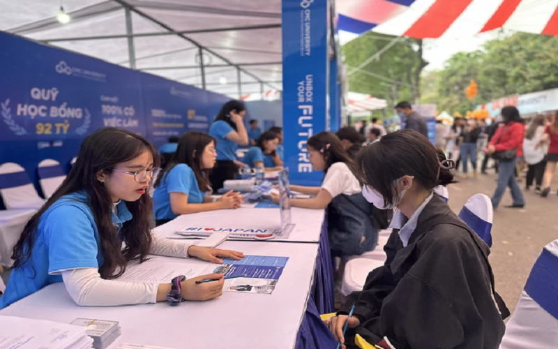 Ngày hội tuyển sinh diễn ra tại Cần Thơ và Hải Phòng