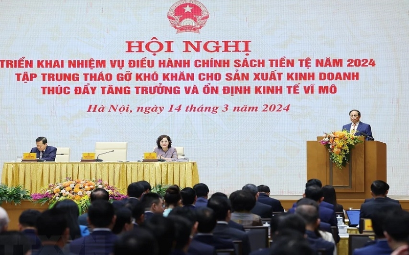 Thủ tướng Phạm Minh Chính chủ trì Hội nghị về điều hành chính sách tiền tệ năm 2024