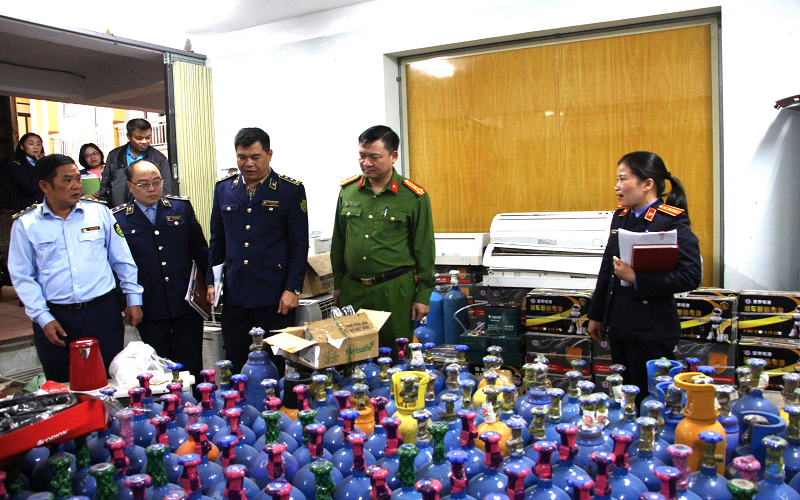 Thái Nguyên: Giám sát, tiêu hủy tài sản là tang vật vi phạm hành chính với tổng trị giá gần 1 tỷ đồng