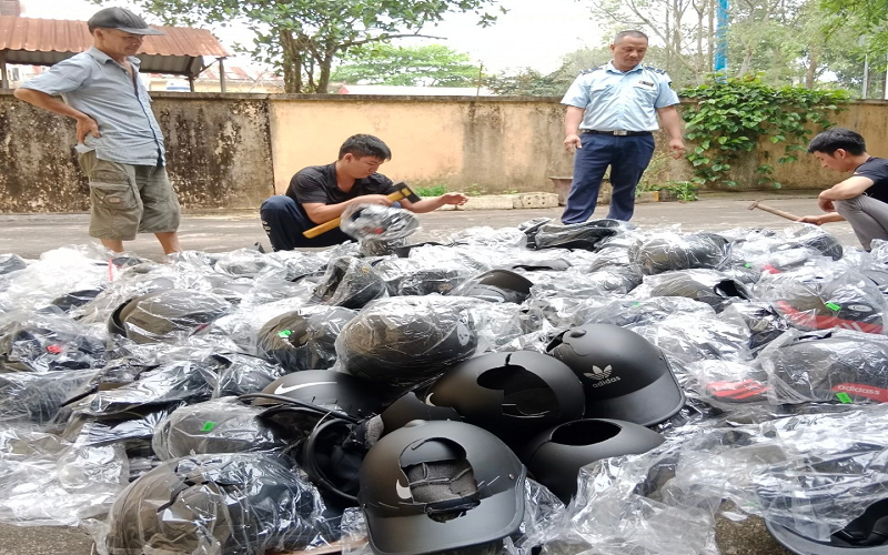 Cục QLTT Thanh Hóa: Xử phạt vi phạm hành chính 16 triệu đồng về hành vi “Buôn bán hàng hóa giả mạo nhãn hiệu”.