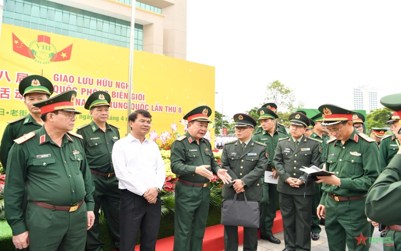 Tổng duyệt chương trình Giao lưu hữu nghị quốc phòng biên giới Việt Nam - Trung Quốc lần thứ 8