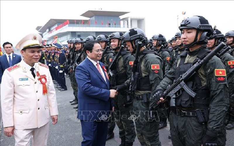 Thủ tướng Phạm Minh Chính: Xây dựng lực lượng Cảnh sát cơ động “pháp luật sắc, nghiệp vụ tinh, công nghệ giỏi, ngoại ngữ tốt, hình ảnh đẹp”