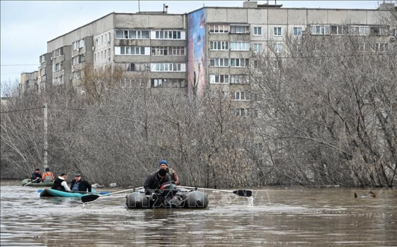 Cảnh báo tình hình lũ lụt nguy cấp tại Nga và Kazakhstan