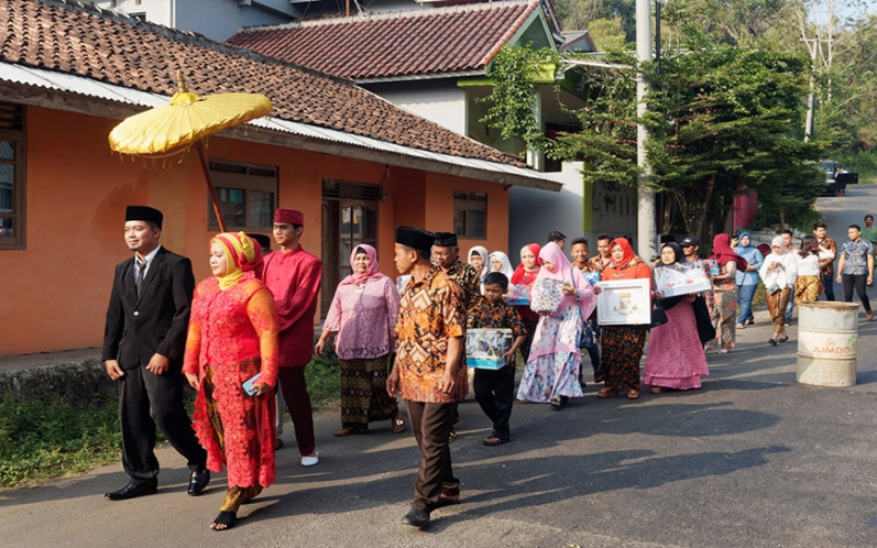 Trì hoãn lập gia đình của người trẻ ở Indonesia