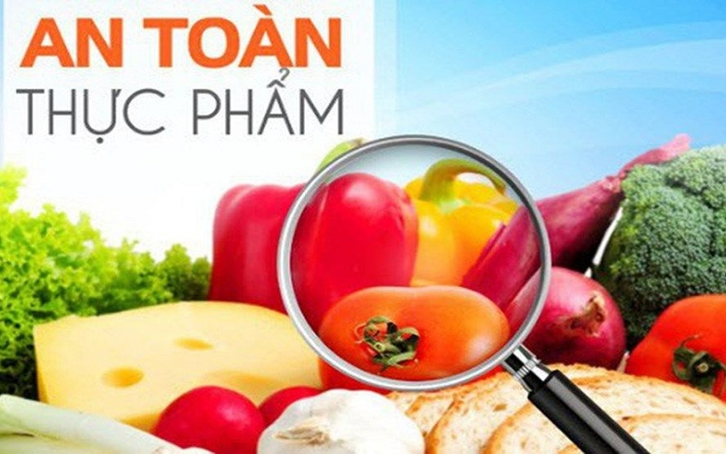 Phòng tránh ngộ độc thực phẩm khi đi du lịch