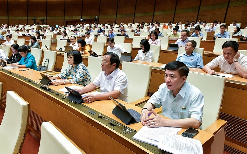 Hôm nay, Quốc hội thảo luận về dự thảo Luật Tòa án nhân dân và Luật Thủ đô sửa đổi