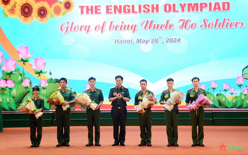 Học viện Kỹ thuật Quân sự tổ chức Hội thi Olympic tiếng Anh