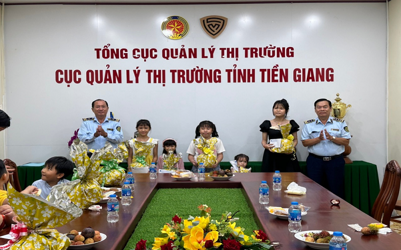 Cục QLTT tỉnh Tiền Giang tổ chức các hoạt động hưởng ứng Tháng hành động vì trẻ em