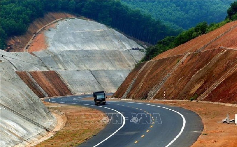 Thành lập 3 tổ công tác liên ngành thúc đẩy giải ngân các dự án giao thông trọng điểm