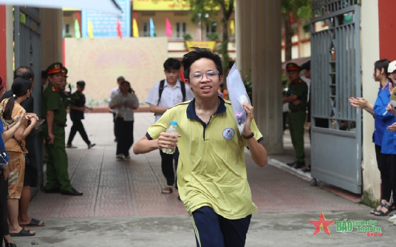 Hà Nội báo cáo nhanh ngày thi đầu tiên