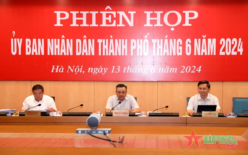 Đồng chí Trần Sỹ Thanh chủ trì Phiên họp trực tuyến UBND TP Hà Nội thường kỳ tháng 6