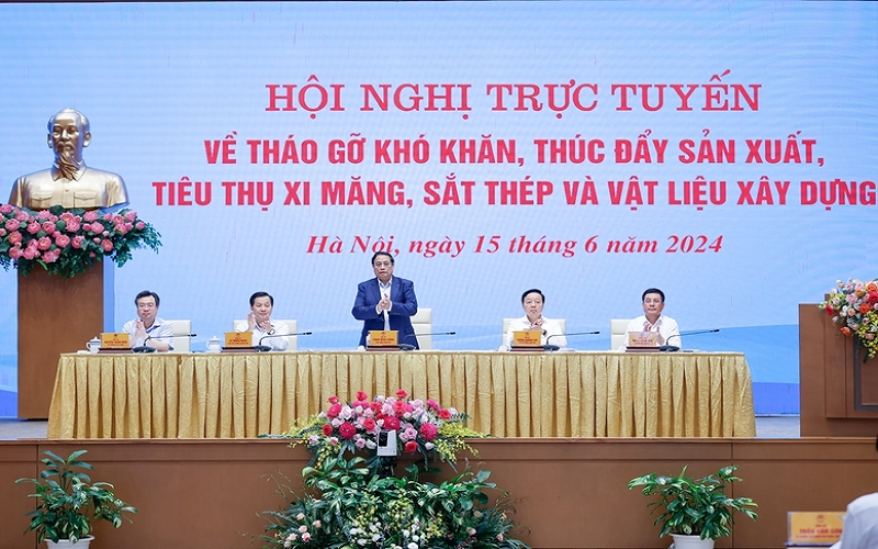 Thủ tướng Phạm Minh Chính chủ trì Hội nghị tháo gỡ khó khăn, thúc đẩy sản xuất, tiêu thụ xi măng, sắt thép và vật liệu xây dựng