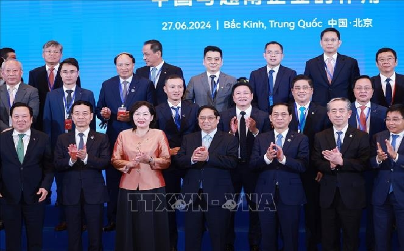 Thủ tướng Phạm Minh Chính và Phó thủ tướng Trung Quốc cùng dự Hội nghị về phát triển hạ tầng Việt Nam – Trung Quốc