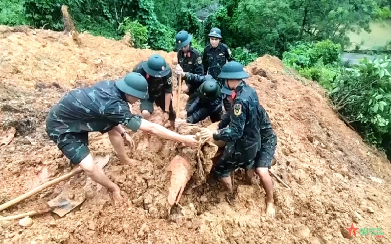 Hà Giang: Sạt lở đất đá khiến 9 người tử vong