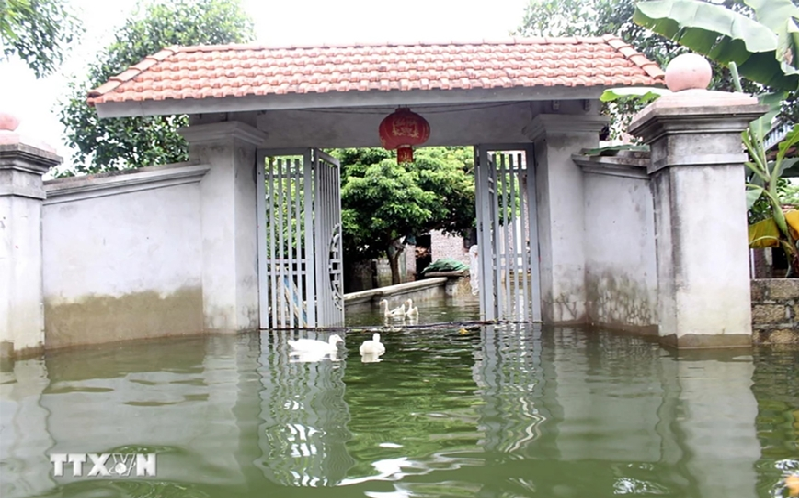 Hà Nội triển khai các biện pháp nhằm giảm thiểu thiệt hại do mưa lũ, sạt lở đất