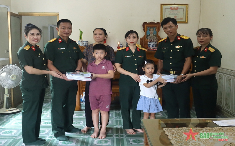 Ân tình trên quê hương Việt Bắc