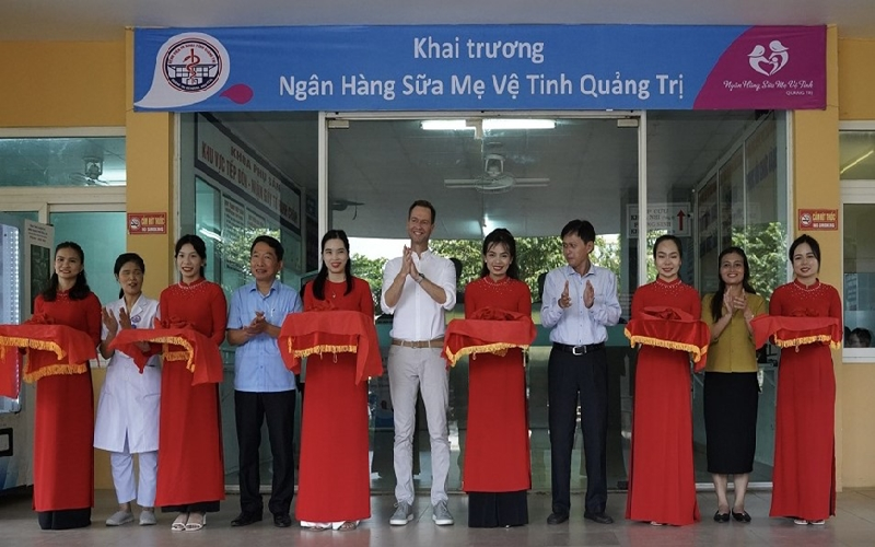 Khai trương Ngân hàng sữa mẹ vệ tinh tại Quảng Trị