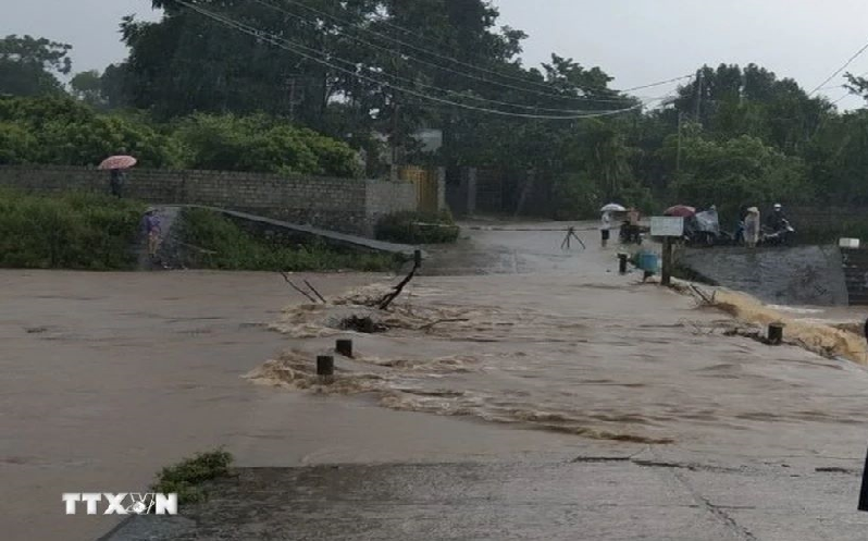 Mưa lớn gây nhiều thiệt hại tại Hòa Bình