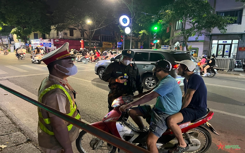 Hoàn thành nhiệm vụ bảo đảm an toàn giao thông trên địa bàn Thủ đô trong ngày 4 ngày nghỉ lễ